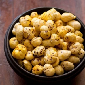 LIME AND CHILLI MAKHANA 100G