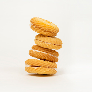 RK PINEAPPLE CREAM BISCUITS 250G